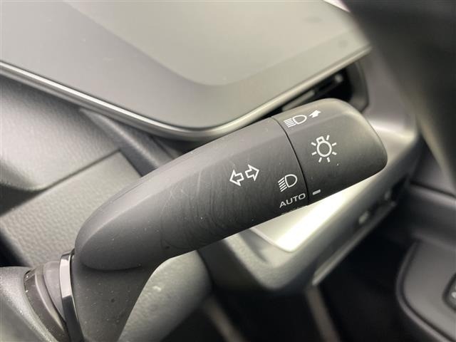 Toyota PRIUS 2025 8272520-10