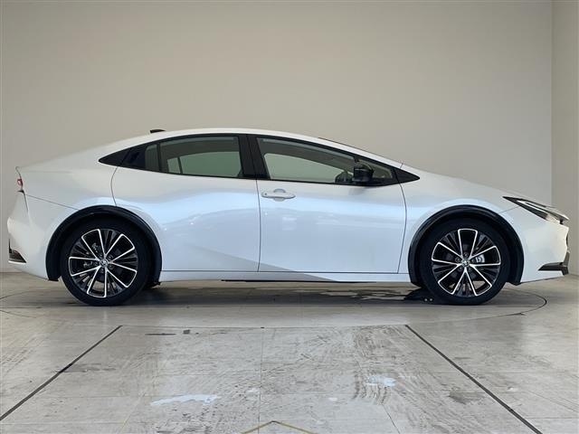 Toyota PRIUS 2025 8272521-2