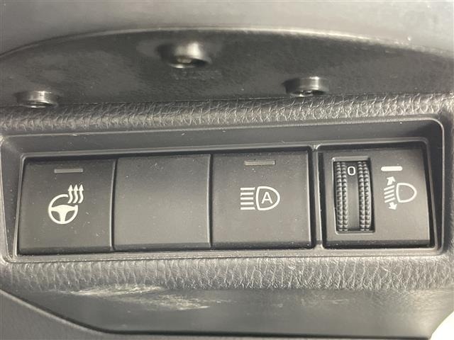 Toyota PRIUS 2023 8272522-2