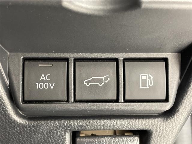 Toyota PRIUS 2023 8272522-23
