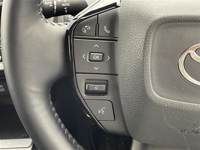 Toyota PRIUS 2023 8272522-5