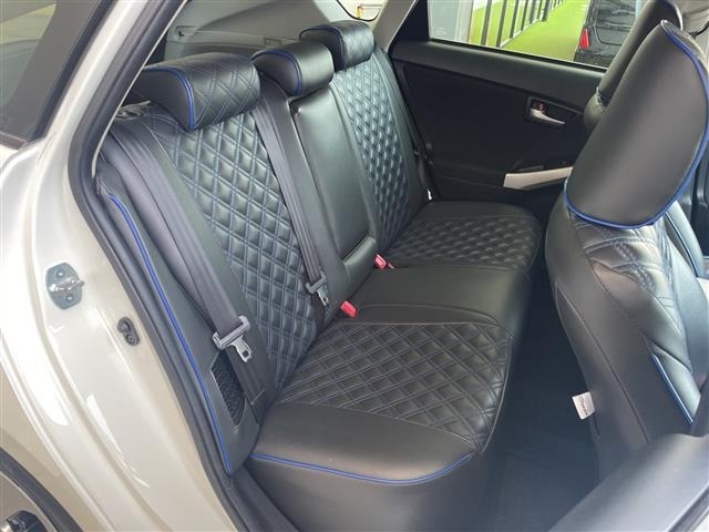 Toyota PRIUS 2013 8272523-10