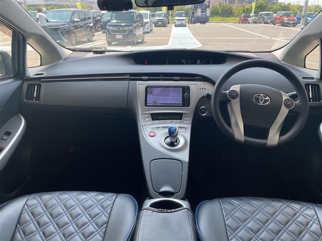Toyota PRIUS 2013 8272523-15