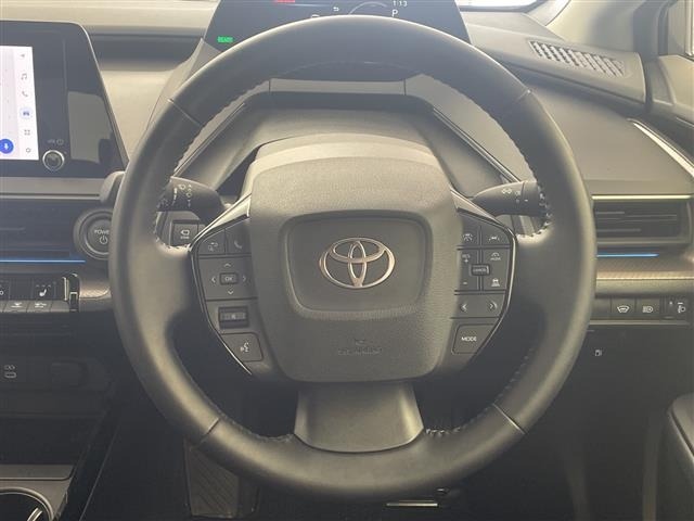 Toyota PRIUS 2024 8272524-4