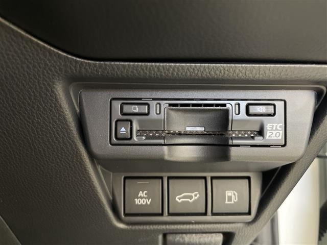 Toyota PRIUS 2023 8272525-3