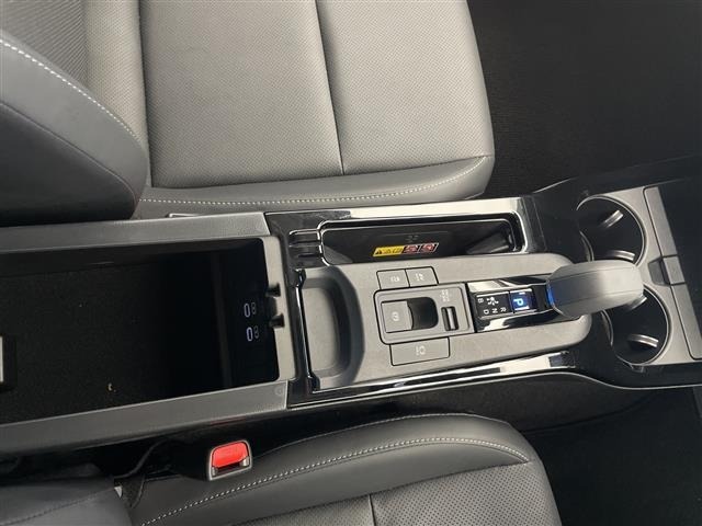 Toyota PRIUS 2023 8272525-6
