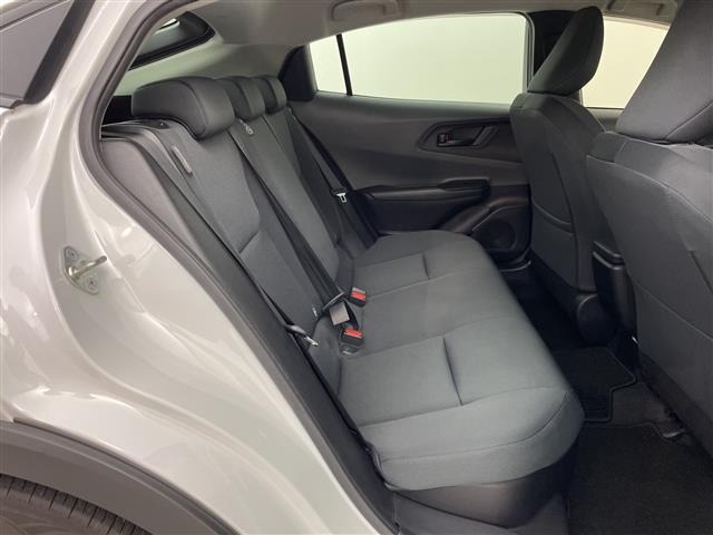 Toyota PRIUS 2023 8272526-5