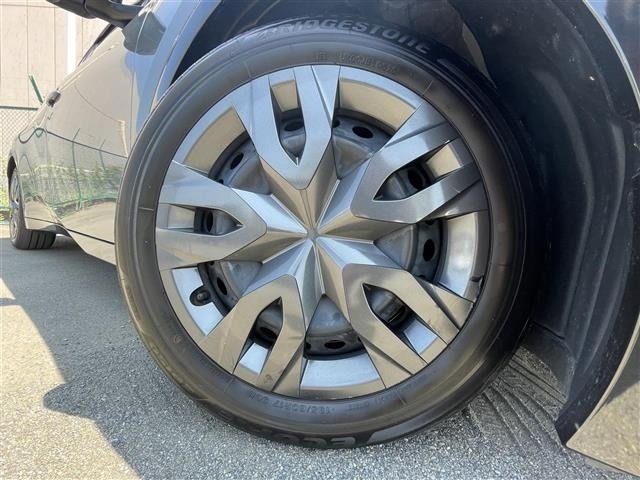 Toyota PRIUS 2025 8272527-11