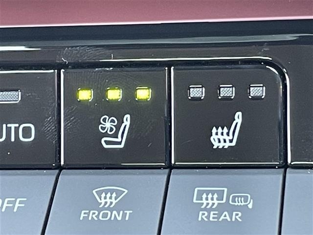 Toyota PRIUS 2025 8272527-19