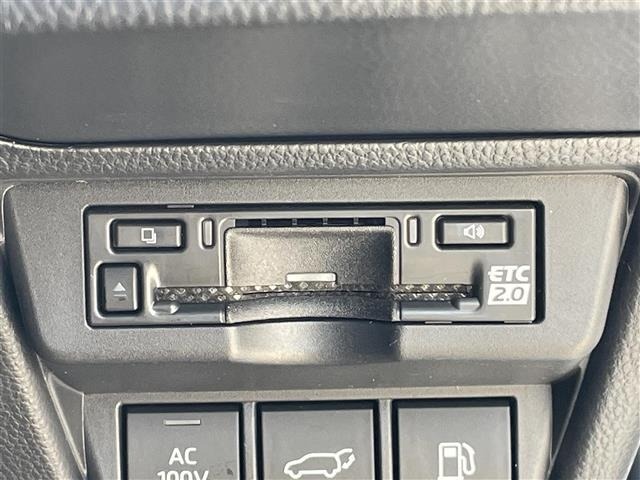 Toyota PRIUS 2025 8272527-3