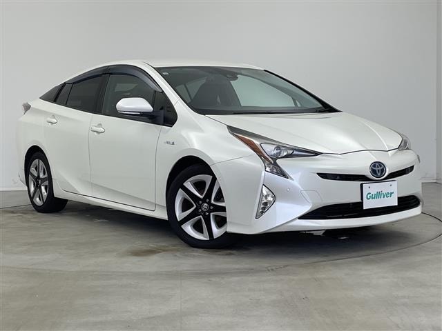 Toyota PRIUS 2015 8272528-0