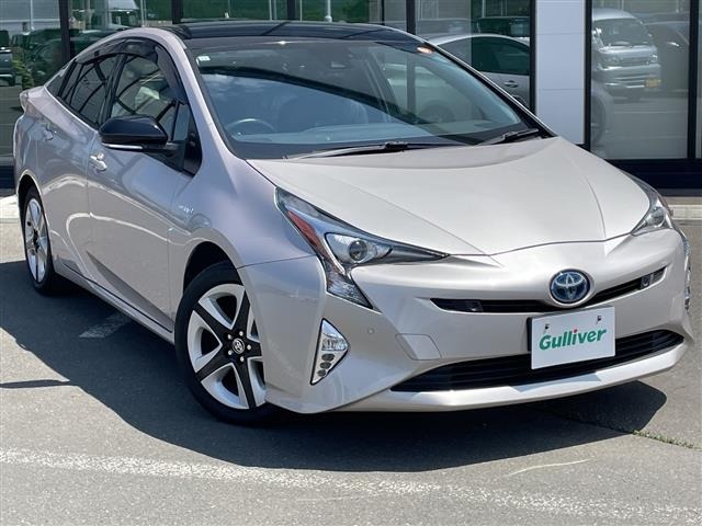 Toyota PRIUS 2017 8272529-0