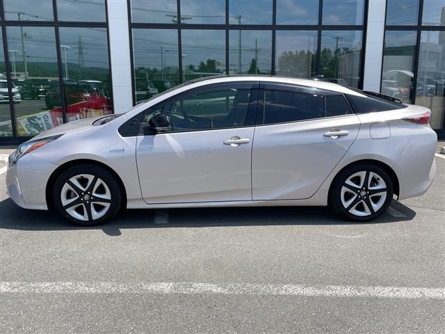 Toyota PRIUS 2017 8272529-17