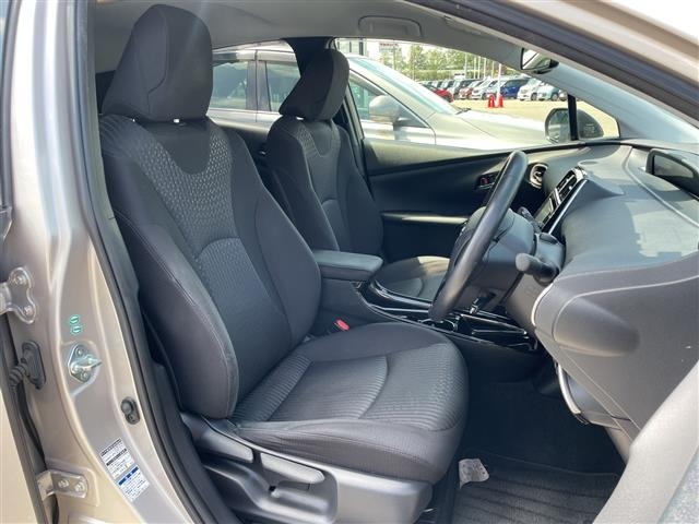 Toyota PRIUS 2017 8272529-22