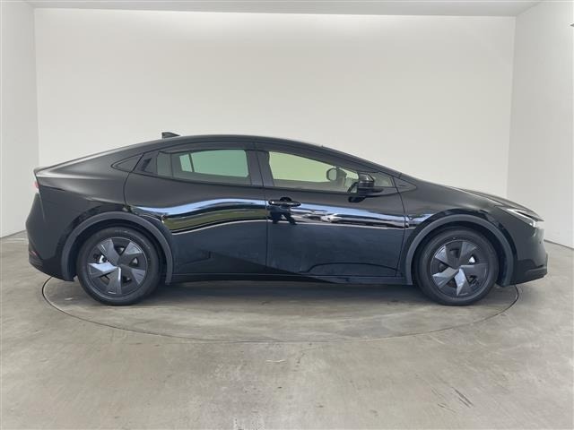 Toyota PRIUS 2023 8272530-21