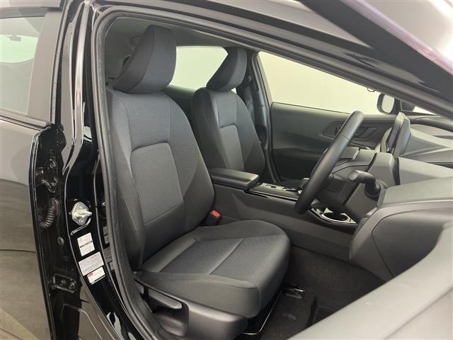 Toyota PRIUS 2023 8272530-3
