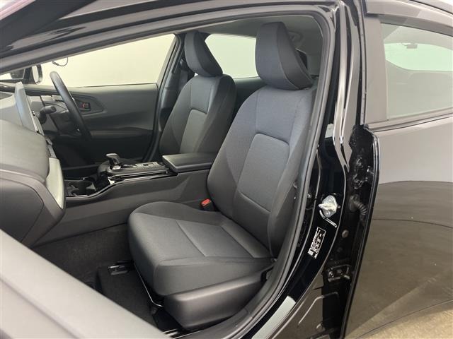 Toyota PRIUS 2023 8272530-9