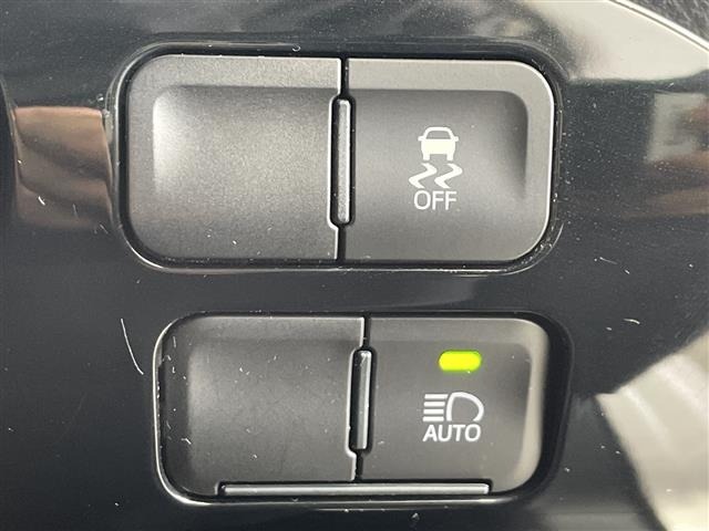 Toyota PRIUS 2019 8272533-2