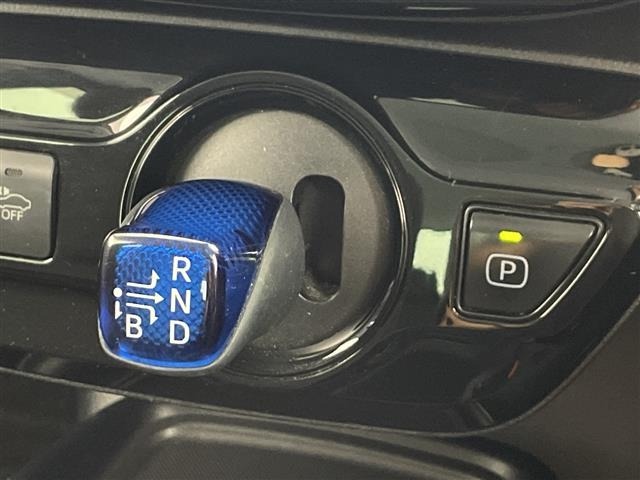 Toyota PRIUS 2019 8272533-22