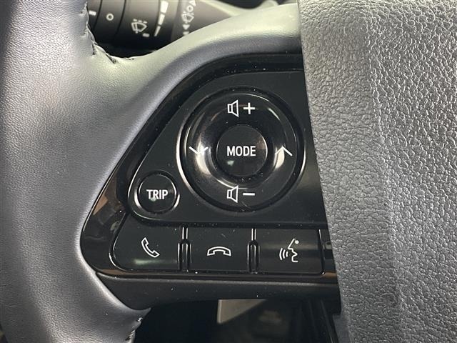 Toyota PRIUS 2019 8272533-3