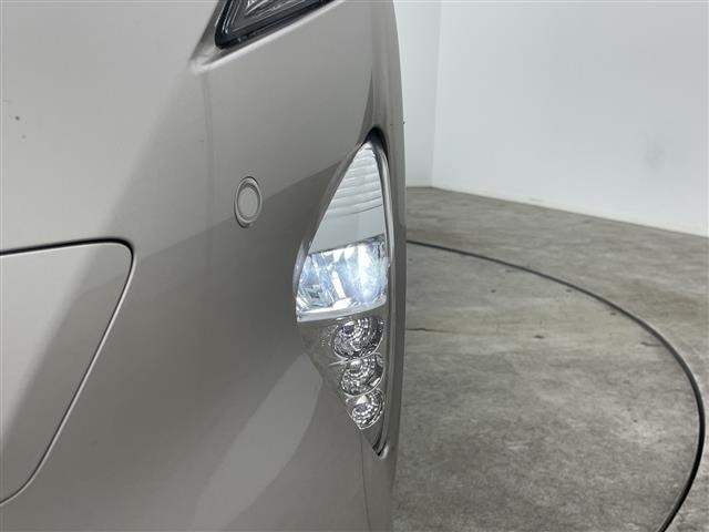 Toyota PRIUS 2018 8272534-4