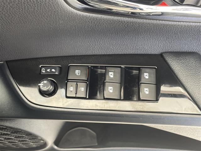 Toyota PRIUS 2015 8272535-6