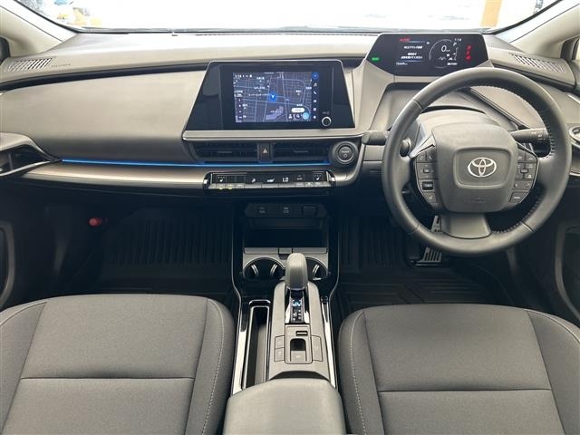 Toyota PRIUS 2025 8272536-15