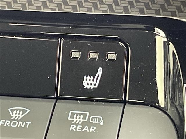 Toyota PRIUS 2025 8272538-21