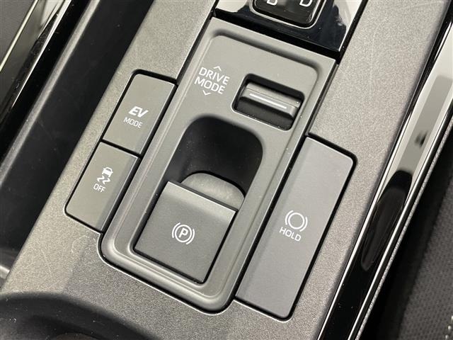 Toyota PRIUS 2025 8272538-6
