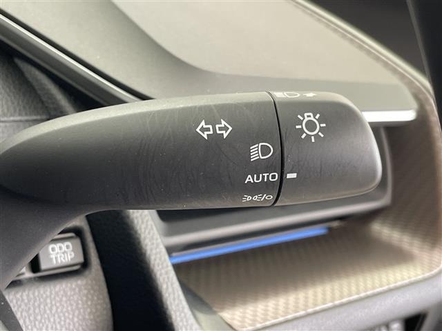Toyota PRIUS 2025 8272538-9