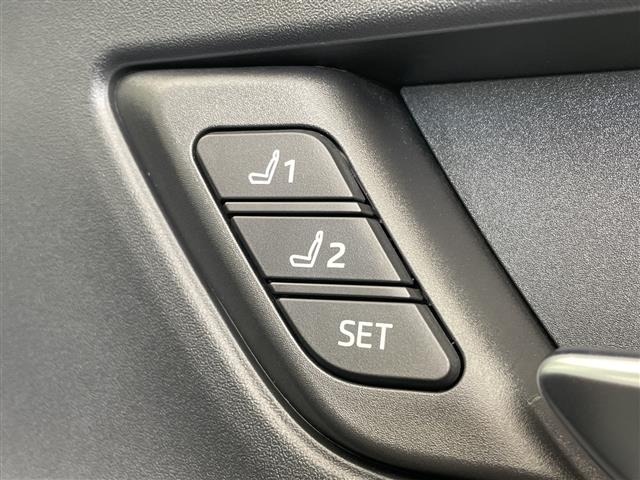 Toyota PRIUS 2023 8272539-6
