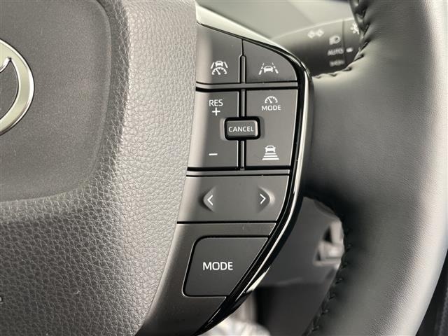 Toyota PRIUS 2023 8272539-7
