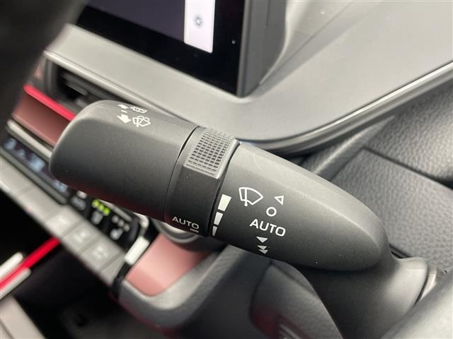 Toyota PRIUS 2023 8272539-8