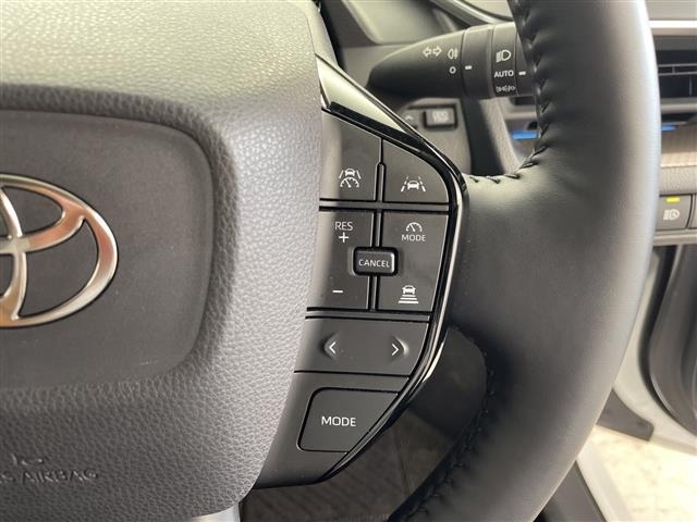Toyota PRIUS 2023 8272540-16