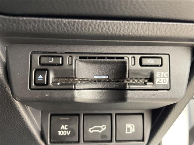 Toyota PRIUS 2023 8272540-6