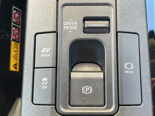 Toyota PRIUS 2023 8272541-11