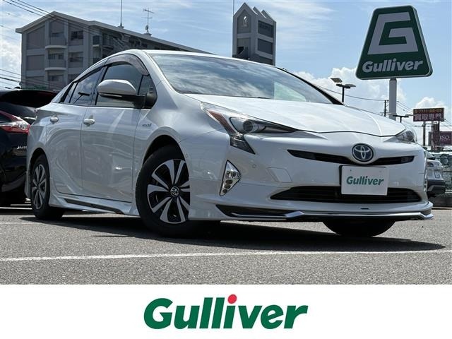 Toyota PRIUS 2018 8272542-0