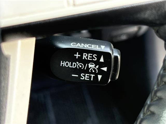 Toyota PRIUS 2018 8272542-21