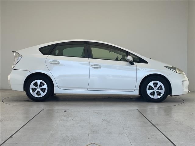 Toyota PRIUS 2013 8272543-2