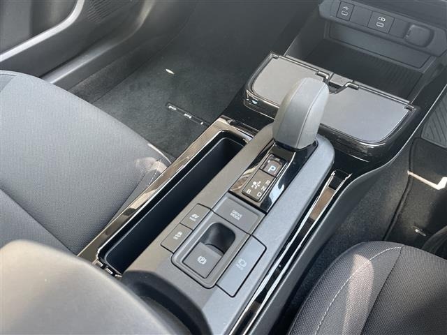 Toyota PRIUS 2023 8272544-5