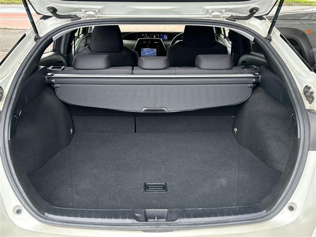Toyota PRIUS 2016 8272545-3