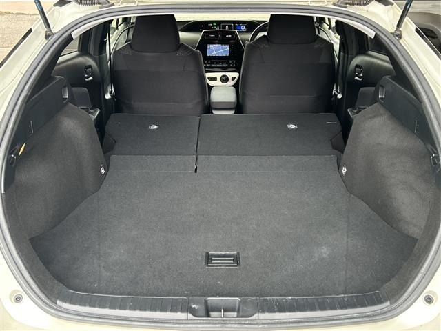 Toyota PRIUS 2016 8272545-5