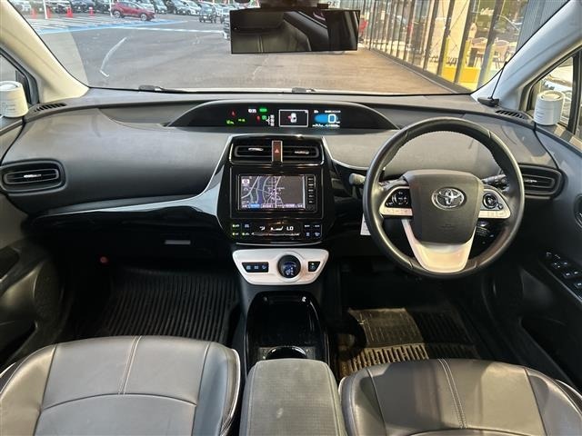 Toyota PRIUS 2018 8272546-2