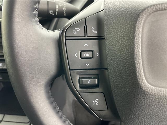 Toyota PRIUS 2025 8272548-3