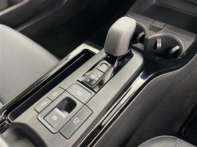 Toyota PRIUS 2025 8272548-9