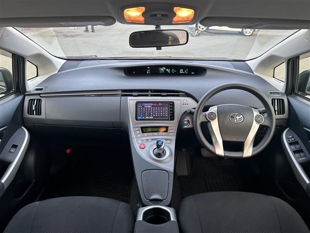 Toyota PRIUS 2015 8272550-14
