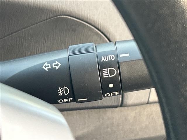 Toyota PRIUS 2015 8272550-21