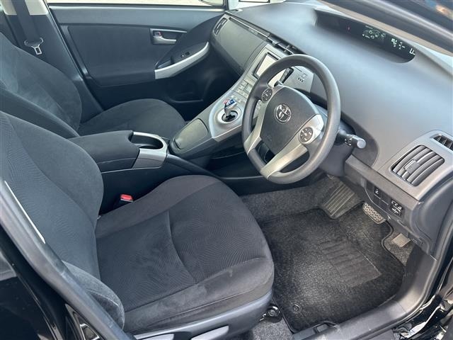 Toyota PRIUS 2015 8272550-22
