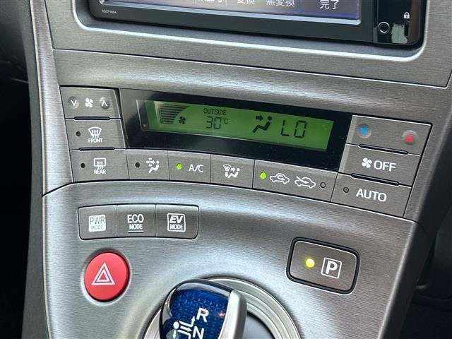Toyota PRIUS 2015 8272550-3