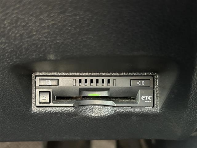 Toyota PRIUS 2019 8272552-11